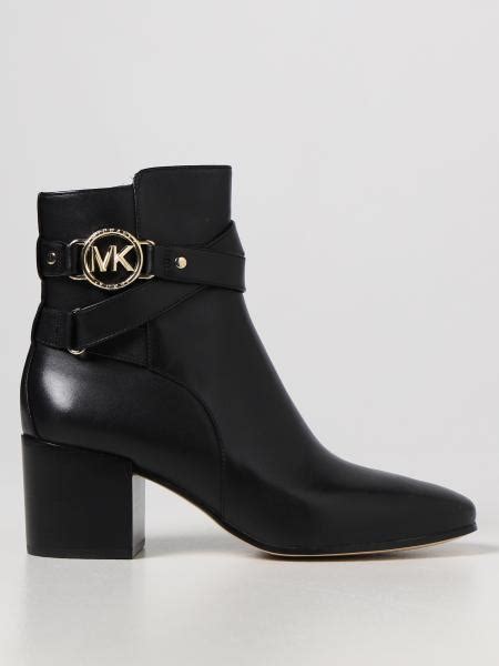 women michael kors flat black boots